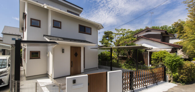 新築契約前に出かけよう 住宅展示場と現場見学会の活用法 無垢 漆喰 珪藻土 自然素材の内装材ブログ アトピッコハウス