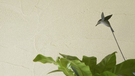 壁紙の上から珪藻土や漆喰は塗れるのか 無垢 漆喰 珪藻土 自然素材の内装材ブログ アトピッコハウス