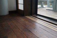 アトピッコハウス本社の無垢の床